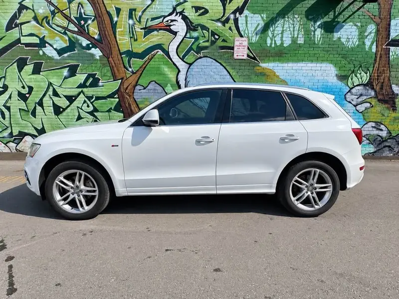 2017 Audi Q5 2.0T Premium Plus, white
